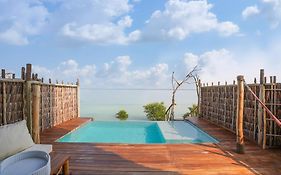 Casa Mikoko Resort